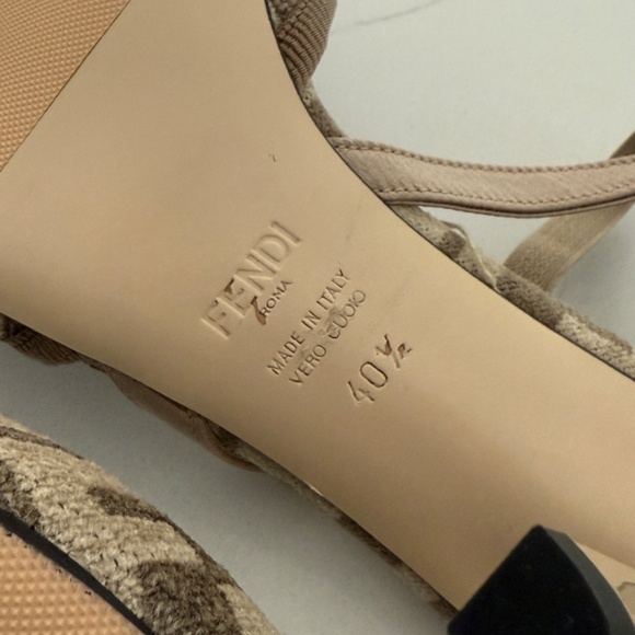 FENDI Colibri Lite 55mm Monogram Pumps Heels Shoes - Picture 11 of 11